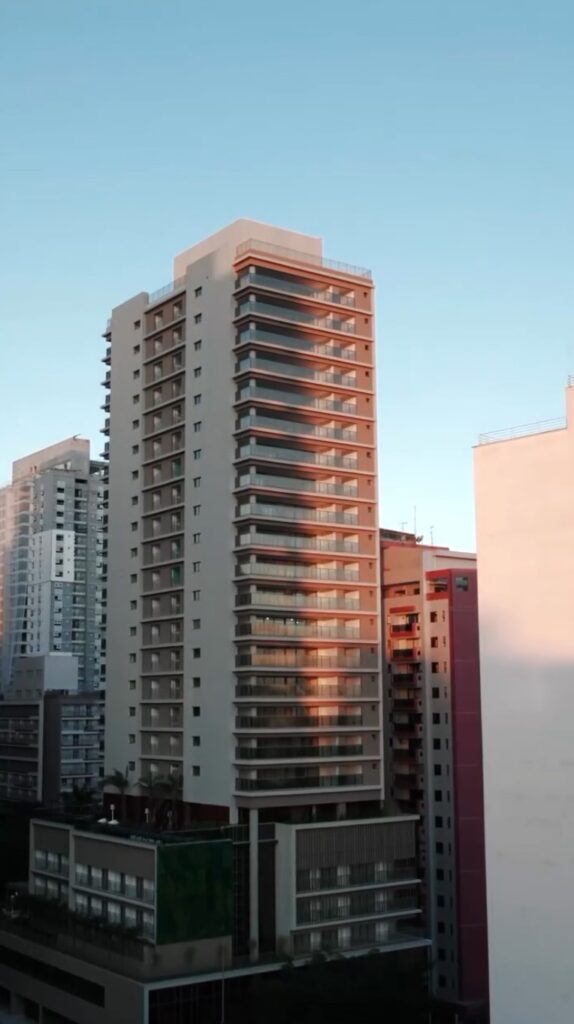 Fachada Elegante Do Le Jardin Cyrela By Yoo Pronto Para Morar Na Rua Cristiano Viana, Pinheiros – São Paulo