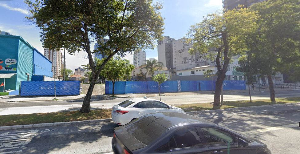 Imagem Da Fachada Do Terreno Do Futuro Lançamento One Rebouças, Da One Innovation, Na Avenida Rebouças Em São Paulo.